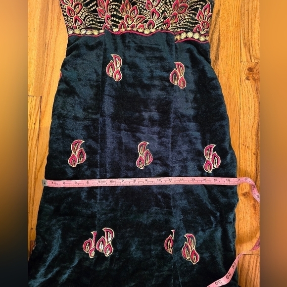 Hand Sewn Emerald Green Velvet Sequin Mermaid Gown XS - Picture 4 of 10